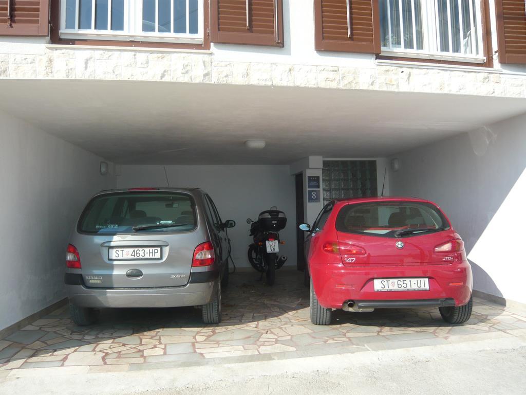 G&B Apartments Trogir Bilik gambar