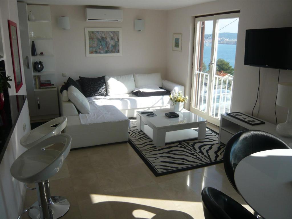 G&B Apartments Trogir Luaran gambar
