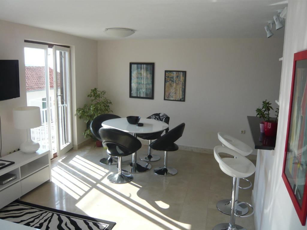 G&B Apartments Trogir Bilik gambar